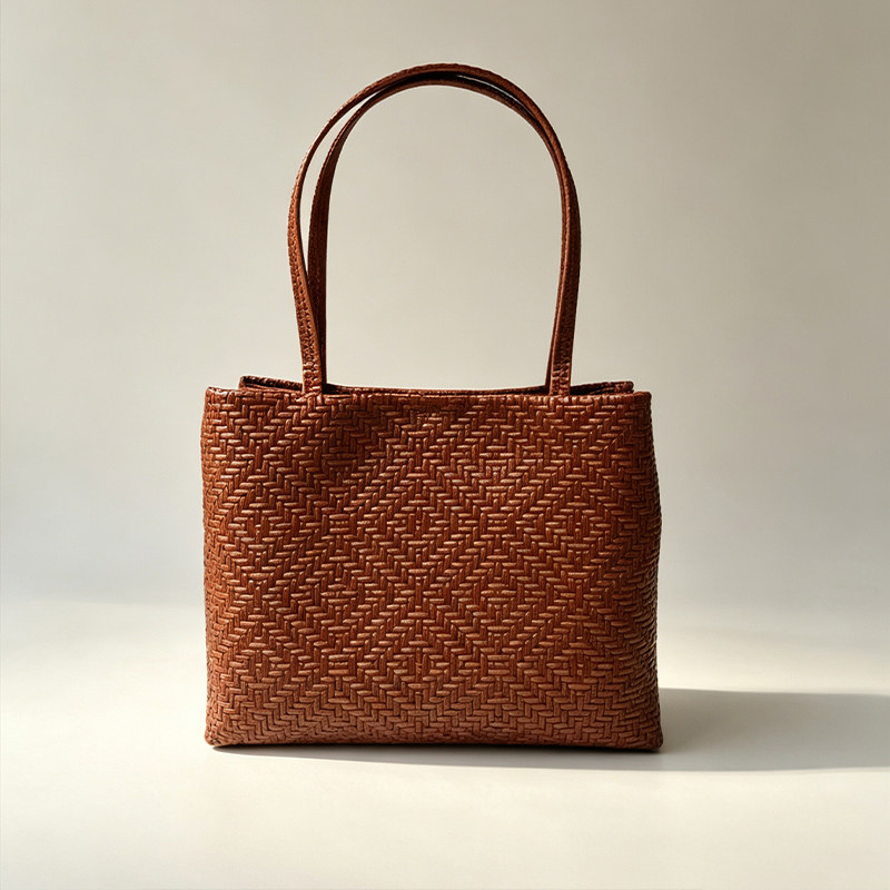 Leatherwork Workshop - Bolsa Tote Mendy de Couro Genuíno