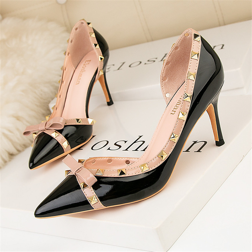 Novidade 2026: Sapatos Feminin - Leatherwork Rivets avaliação e preço